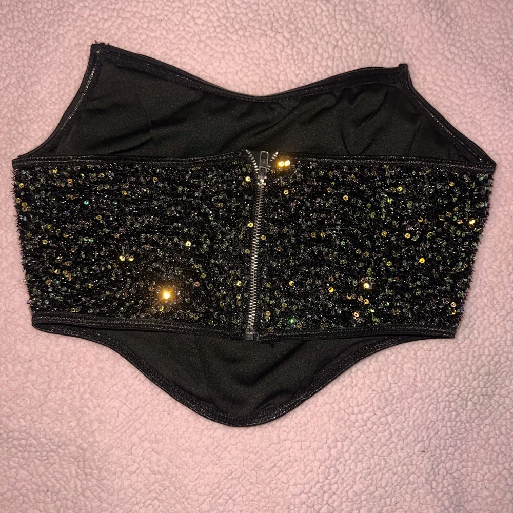 cute sparkly top- never worn
